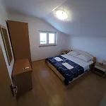 Apartment With Parking Space Lopar, Rab - 20644 *