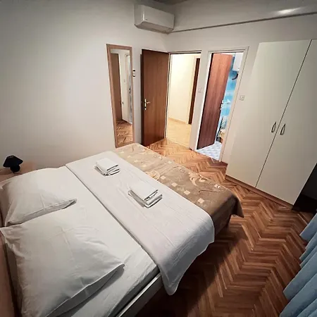 With A Parking Space Lopar, Rab - 20644 Apartment Lopar