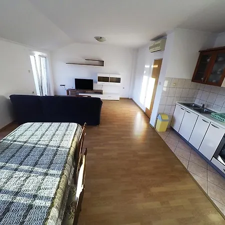 With Parking Space Lopar, Rab - 20644 Appartement