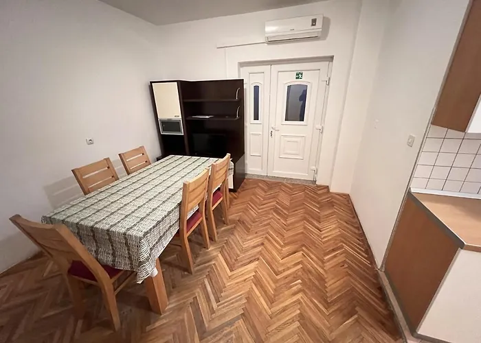Apartment With Parking Space Lopar, Rab - 20644 *