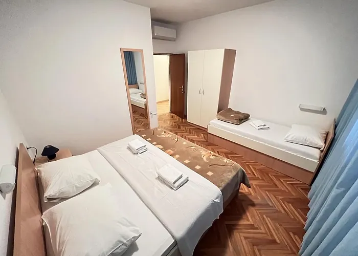 With Parking Space Lopar, Rab - 20644 Apartment