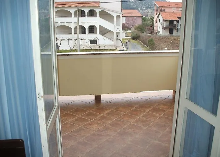 Apartment With Parking Space Lopar, Rab - 20644